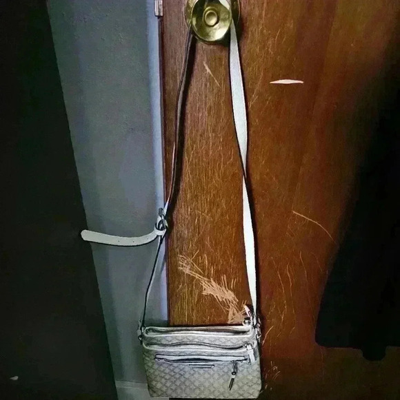 Dana Buchman crossbody purse. Brown, cream, & white. White adjustable strap - Picture 15 of 16